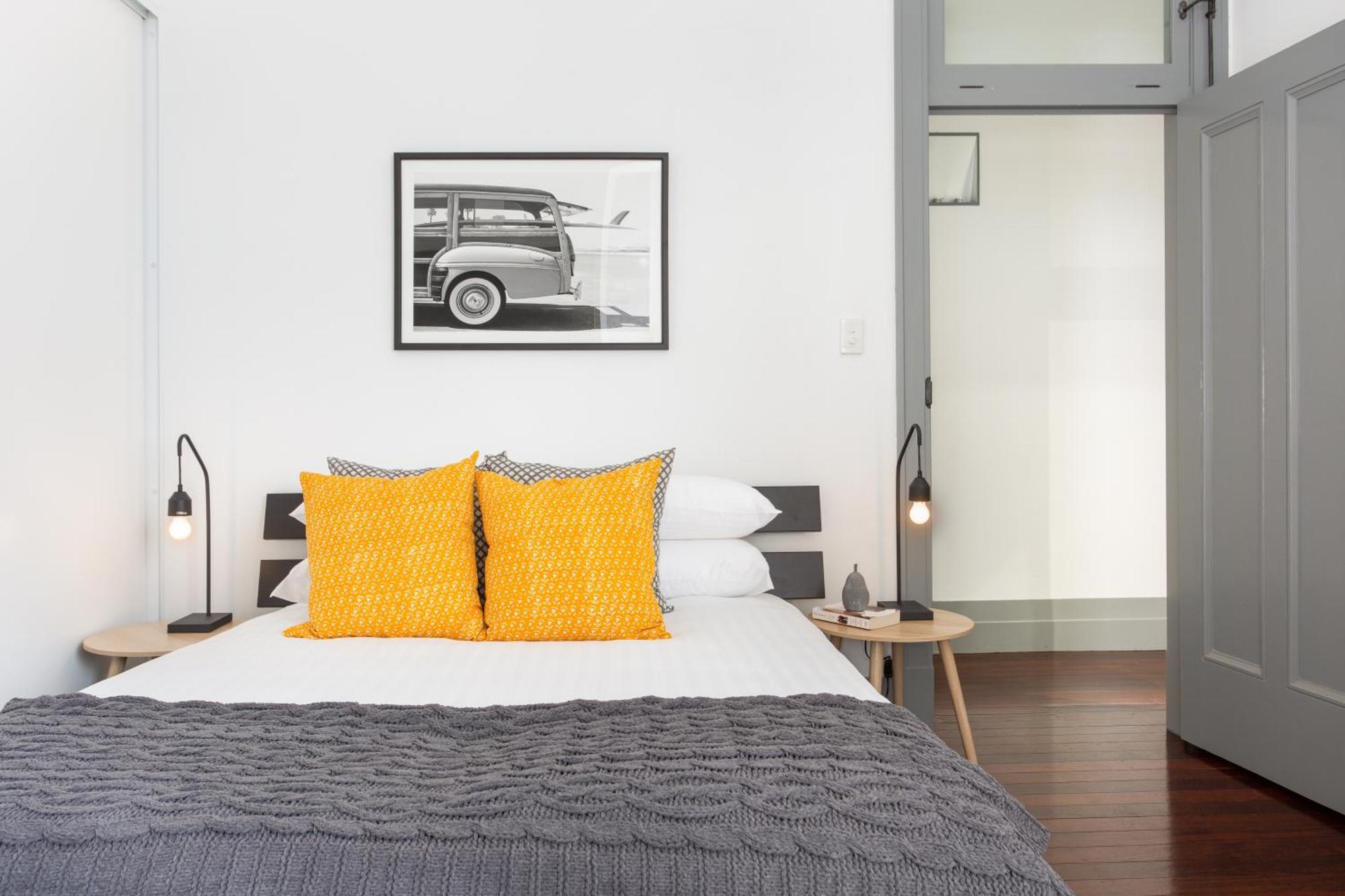 Harbourfront 3 Bed 2 Bath Opposite Manly Wharf With Harbour Views Sydney